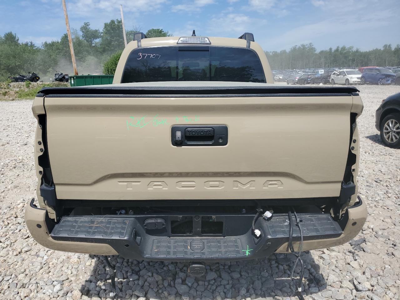 2017 TOYOTA TACOMA DOU - Фото 6