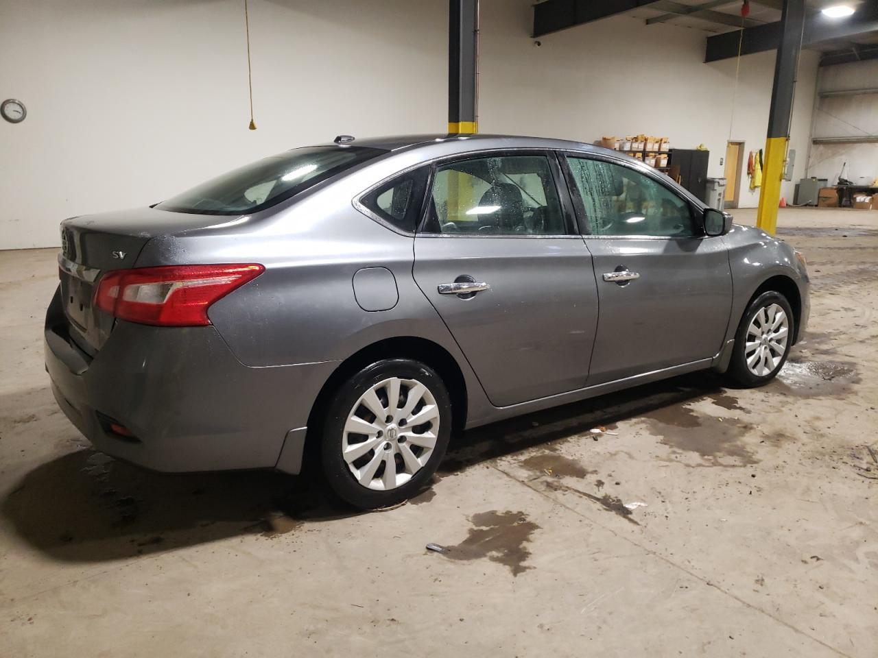 2017 NISSAN SENTRA S - Фото 3