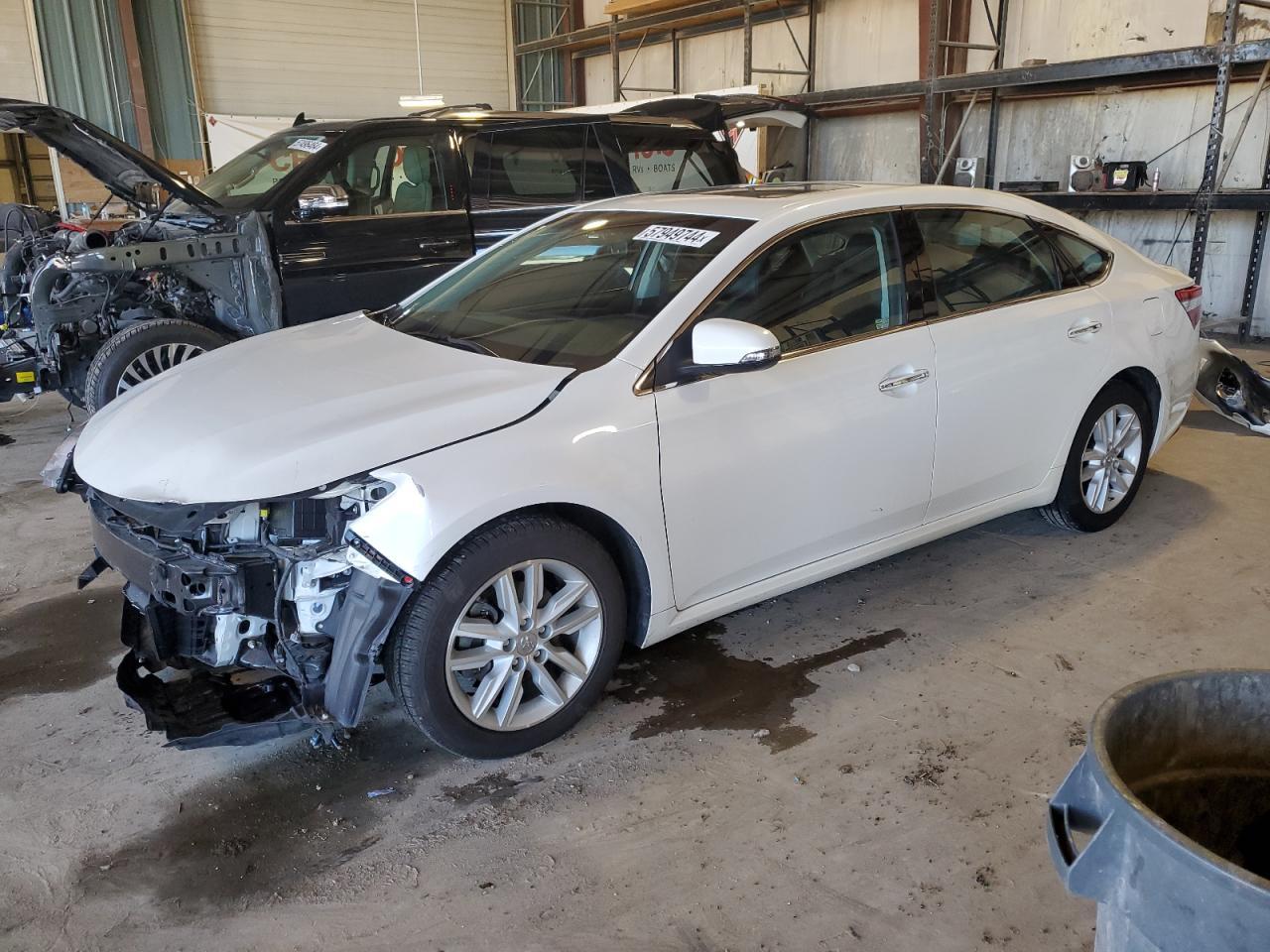 2015 TOYOTA AVALON XLE