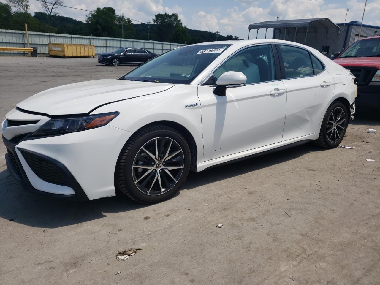 2021 TOYOTA CAMRY SE