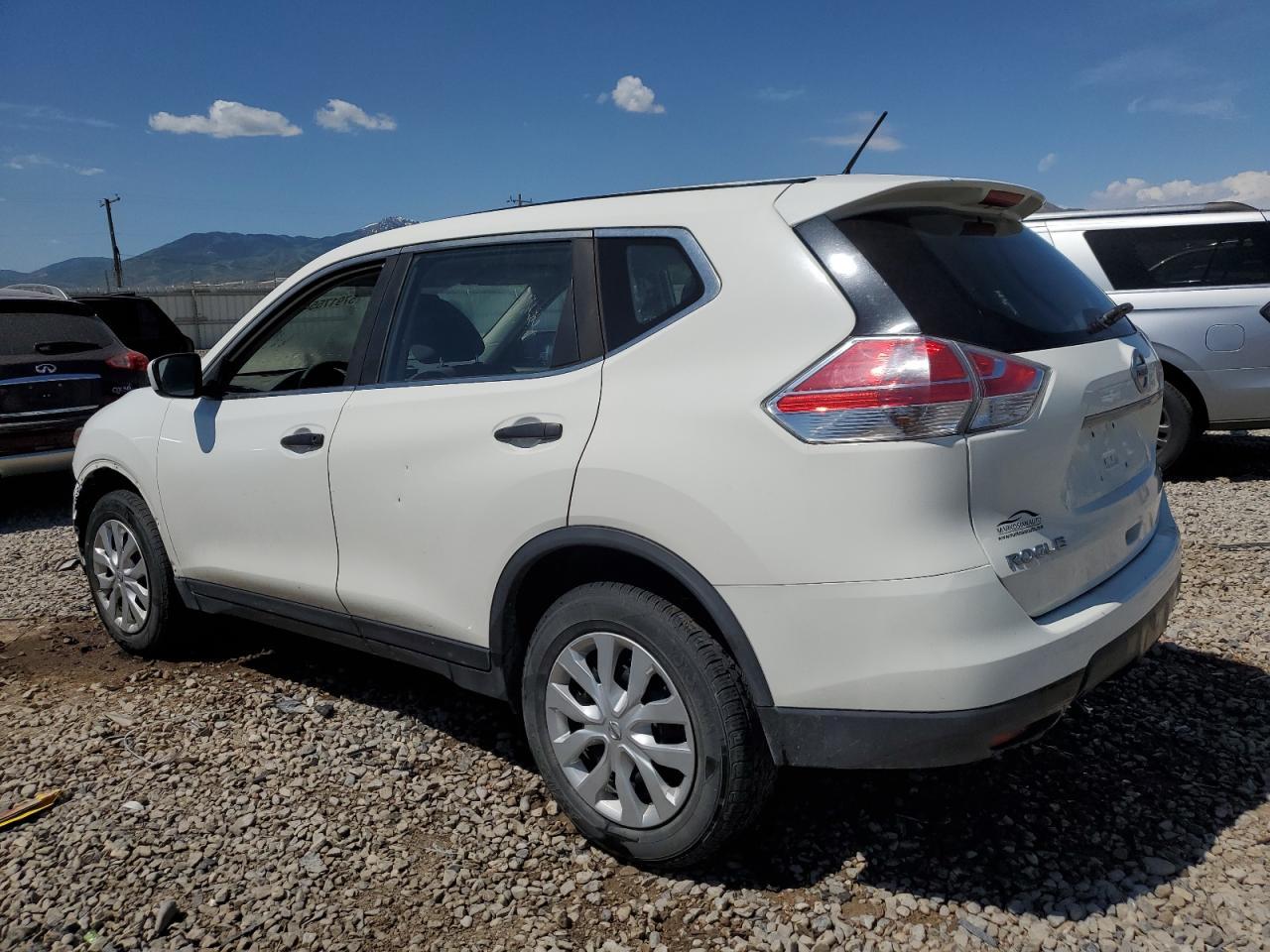2016 NISSAN ROGUE S - Image 2