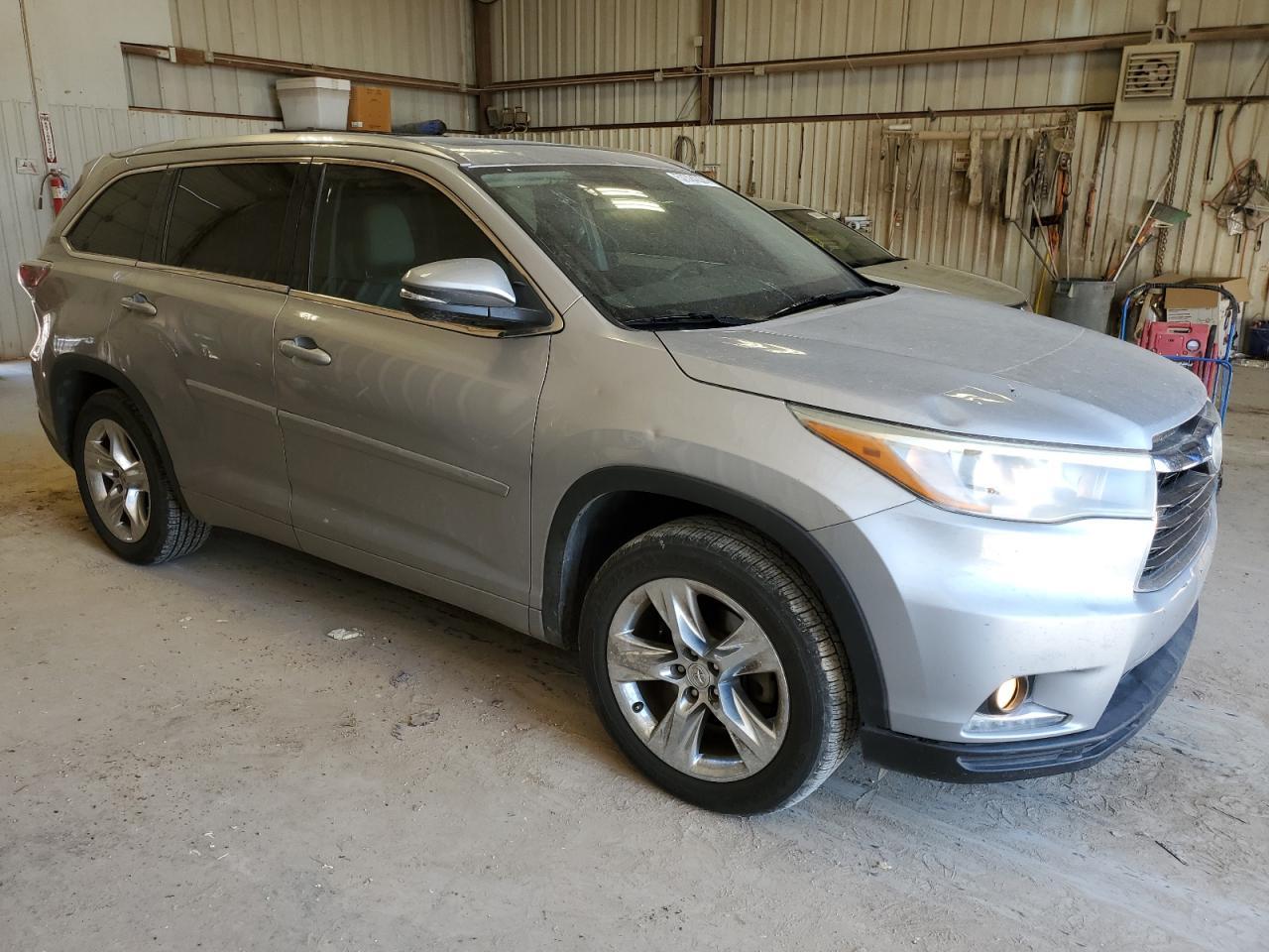 2015 TOYOTA HIGHLANDER - Image 4