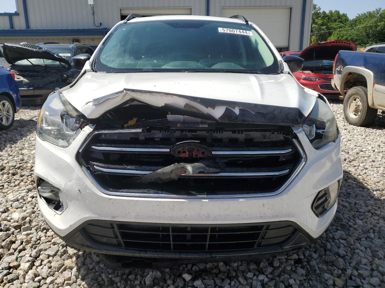 2017 FORD ESCAPE SE - Image 5