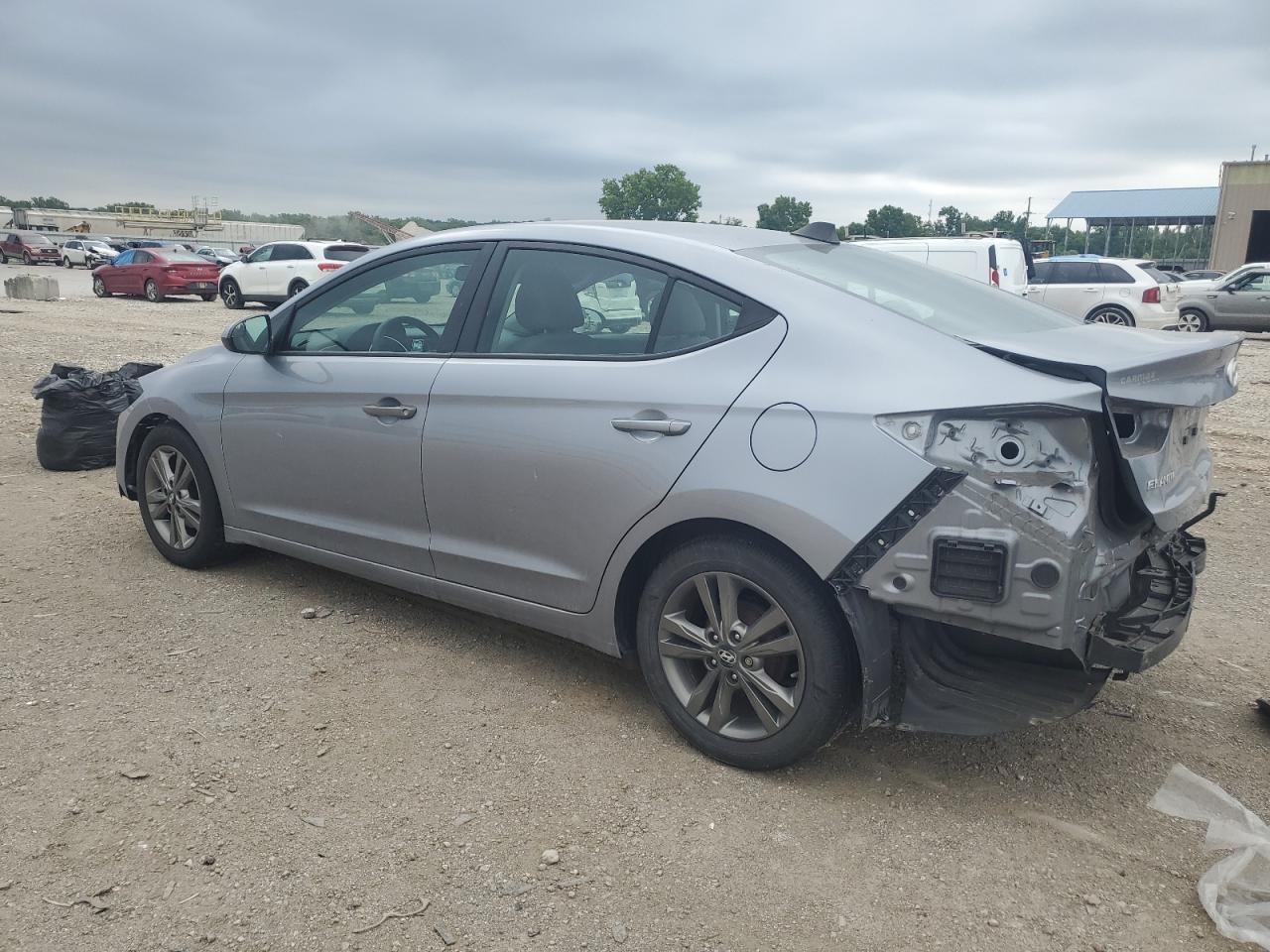 2017 HYUNDAI ELANTRA SE - Image 2