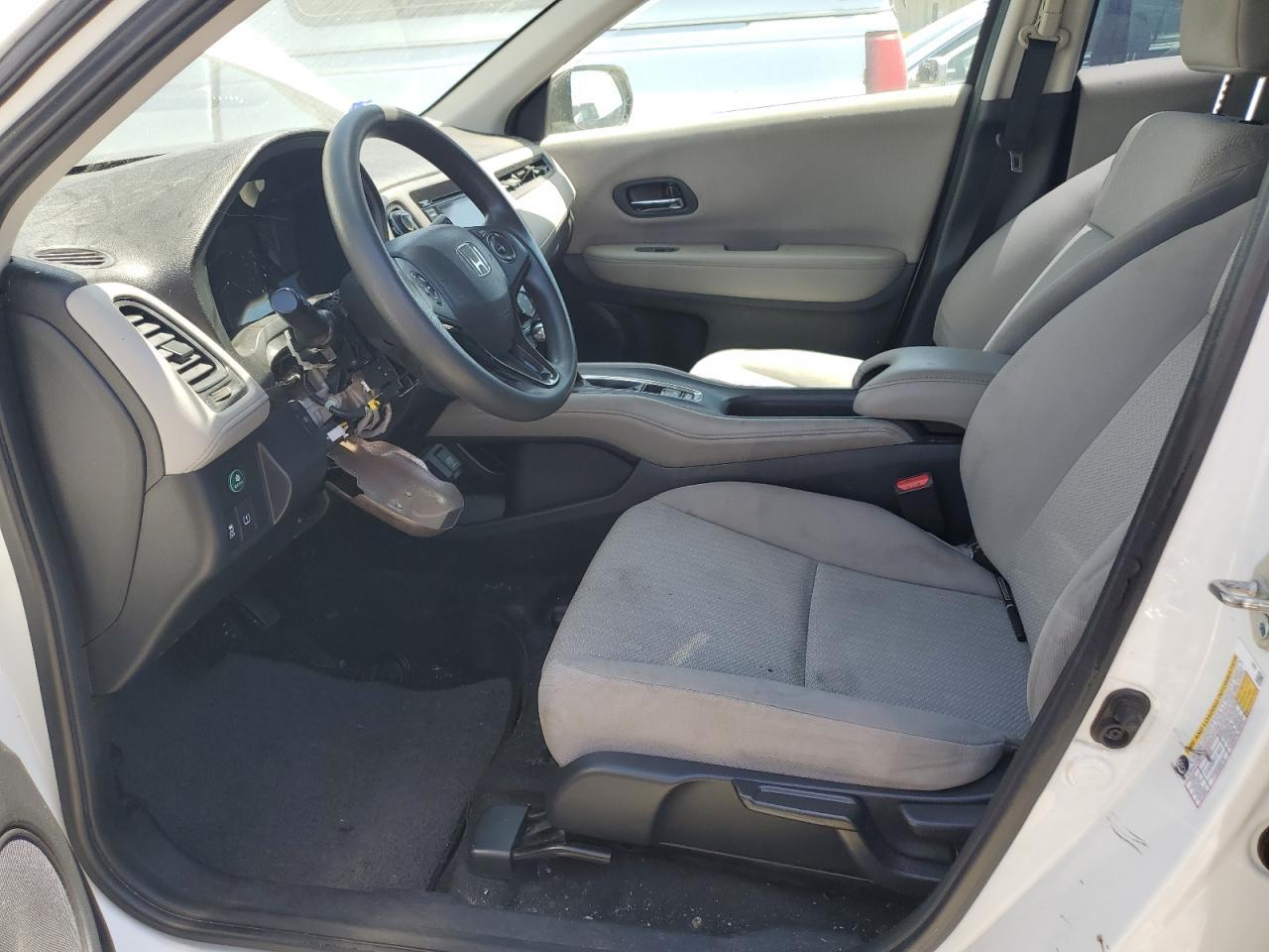 2018 HONDA HR-V LX - Image 7
