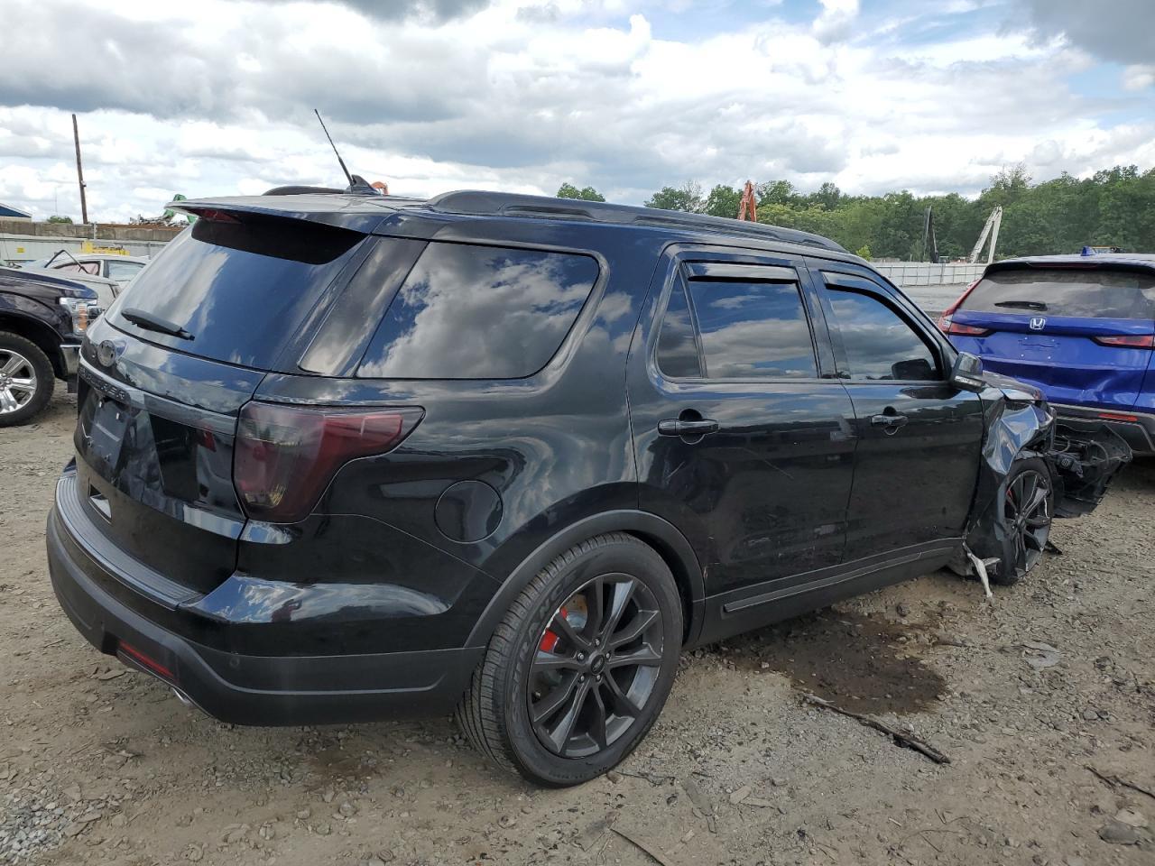 2018 FORD EXPLORER X - Фото 3