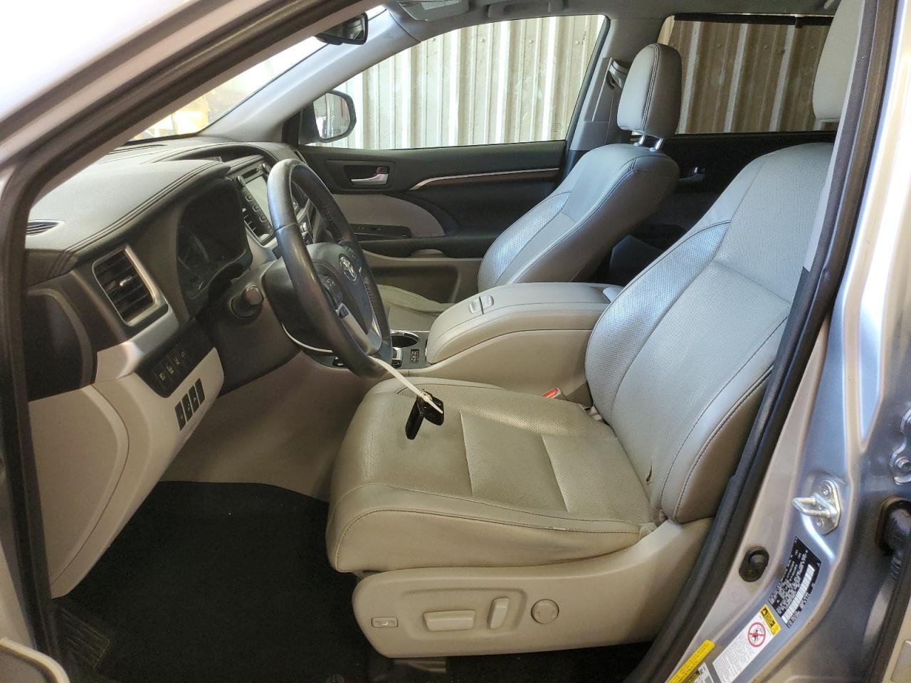 2015 TOYOTA HIGHLANDER - Image 7