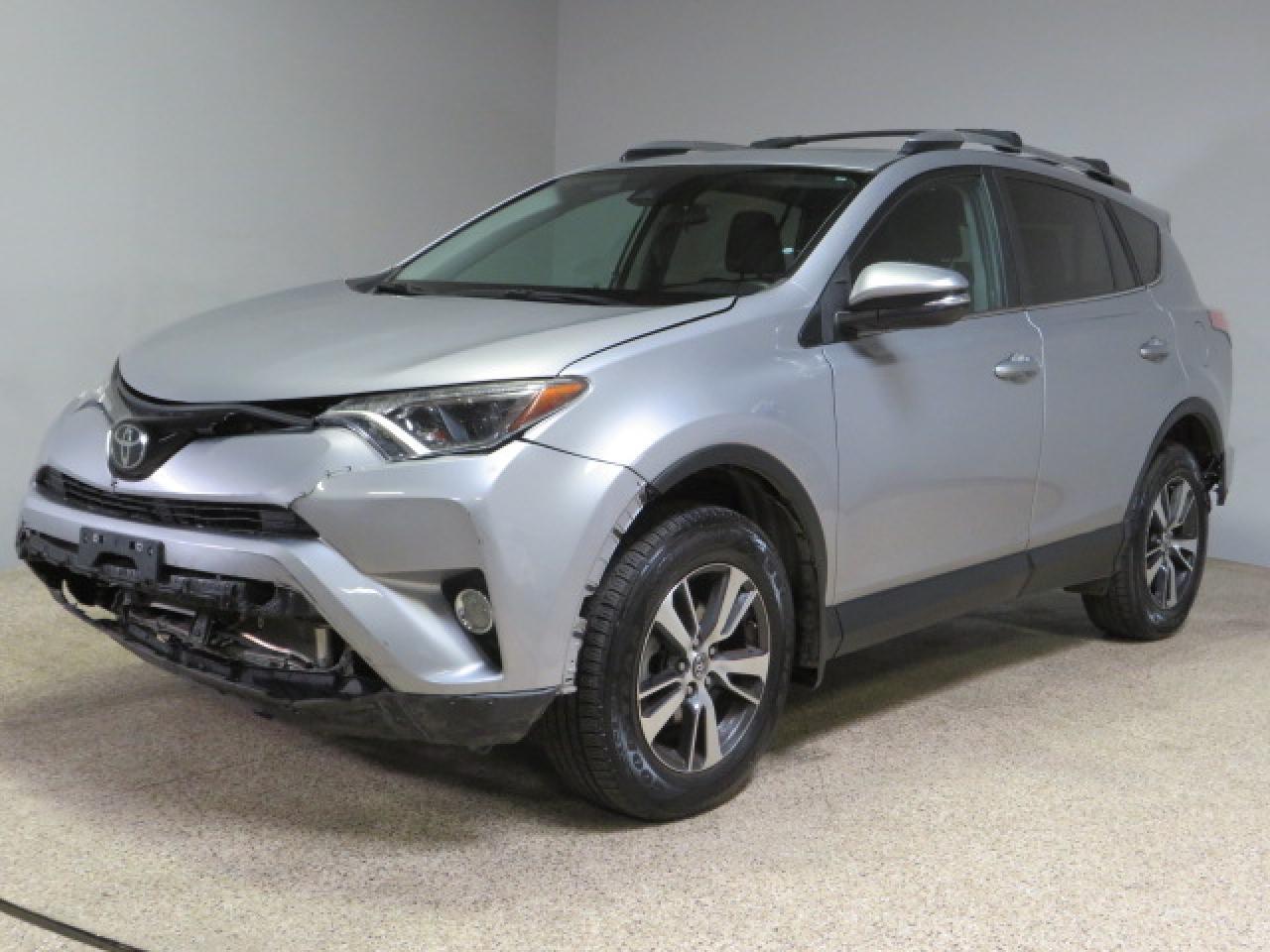 2017 TOYOTA RAV4 XLE - Фото 2