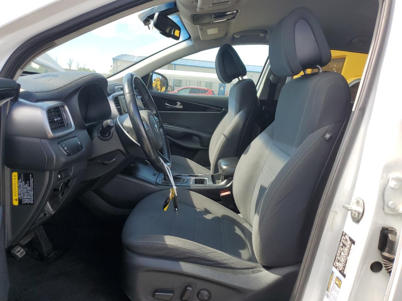 2016 KIA SORENTO LX - Image 7