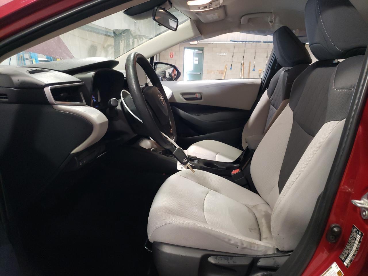 2022 TOYOTA COROLLA LE - Фото 7
