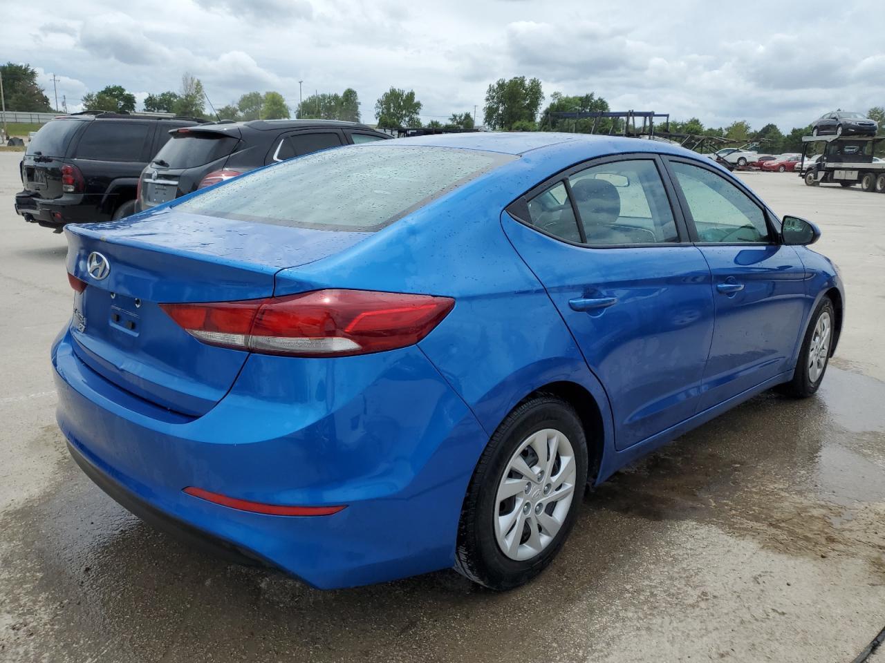 2018 HYUNDAI ELANTRA SE - Фото 3