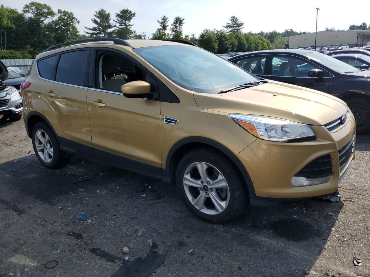 2015 FORD ESCAPE SE - Image 4