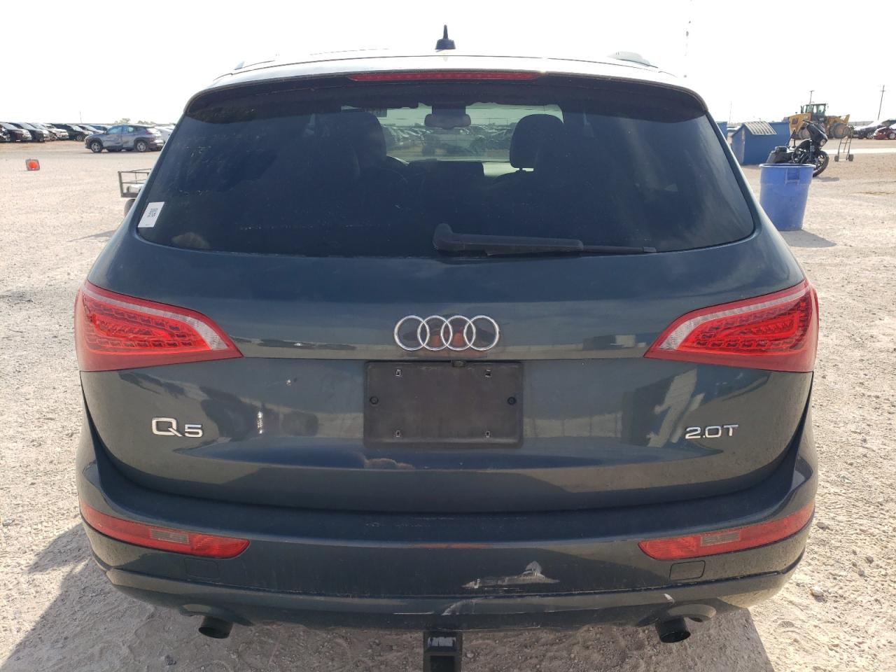 2011 AUDI Q5 PREMIUM - Image 6