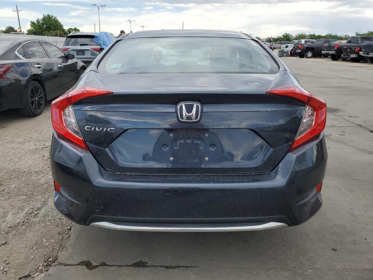 2019 HONDA CIVIC LX - Image 6