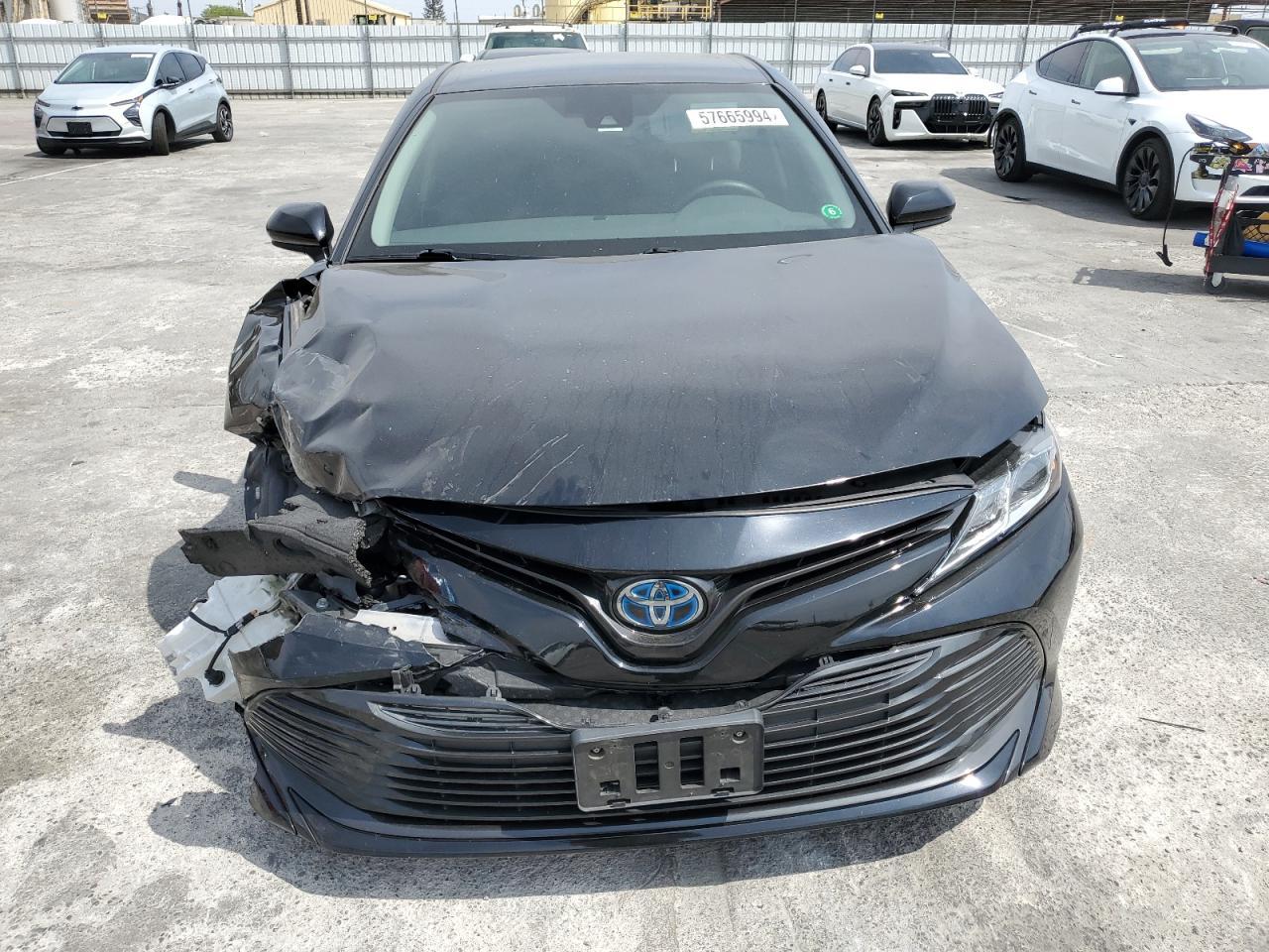 2020 TOYOTA CAMRY LE - Фото 5