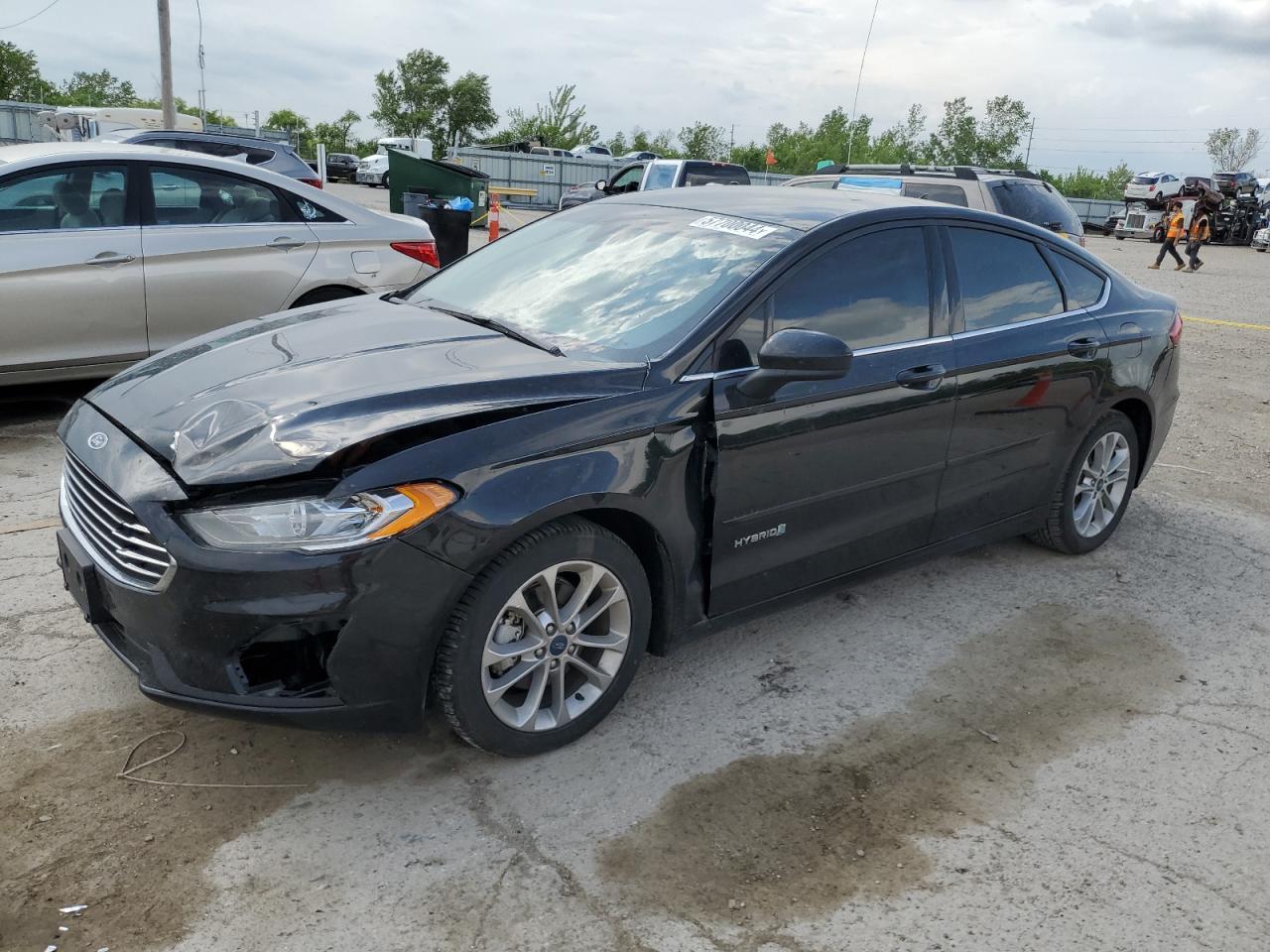 2019 FORD FUSION SE car image