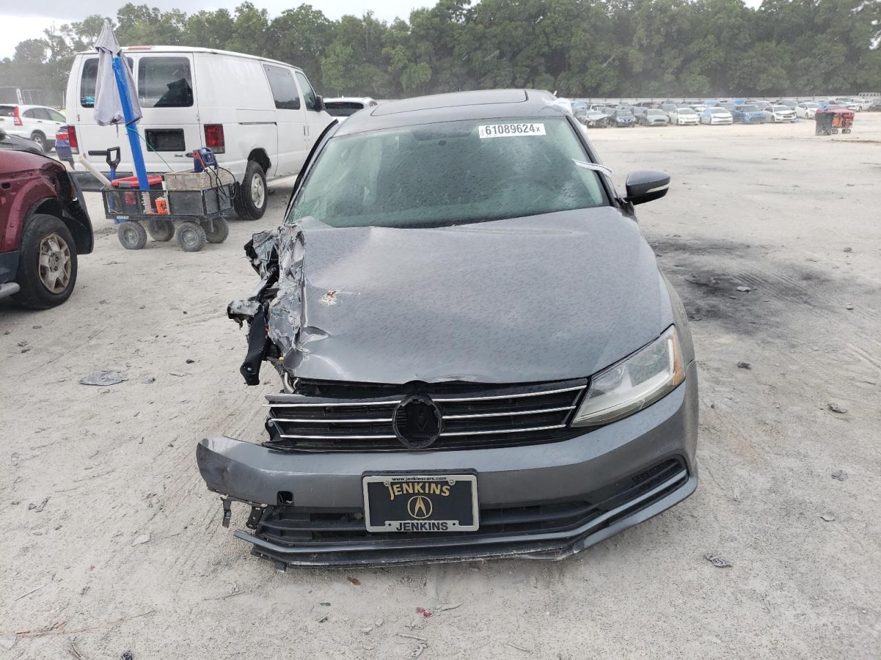 2017 VOLKSWAGEN JETTA SE - Image 5
