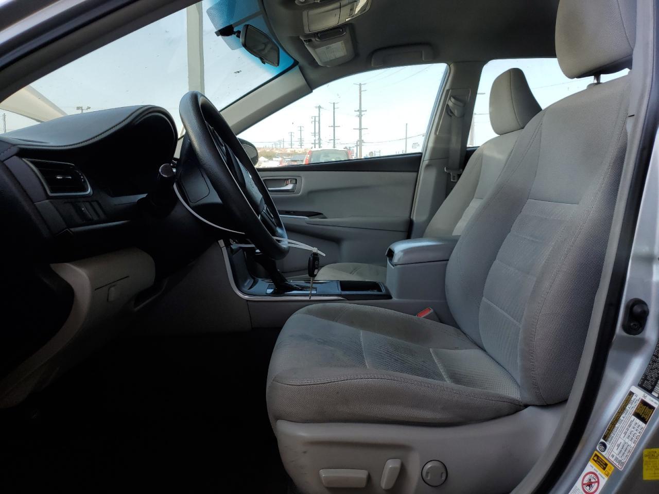2015 TOYOTA CAMRY LE - Image 7