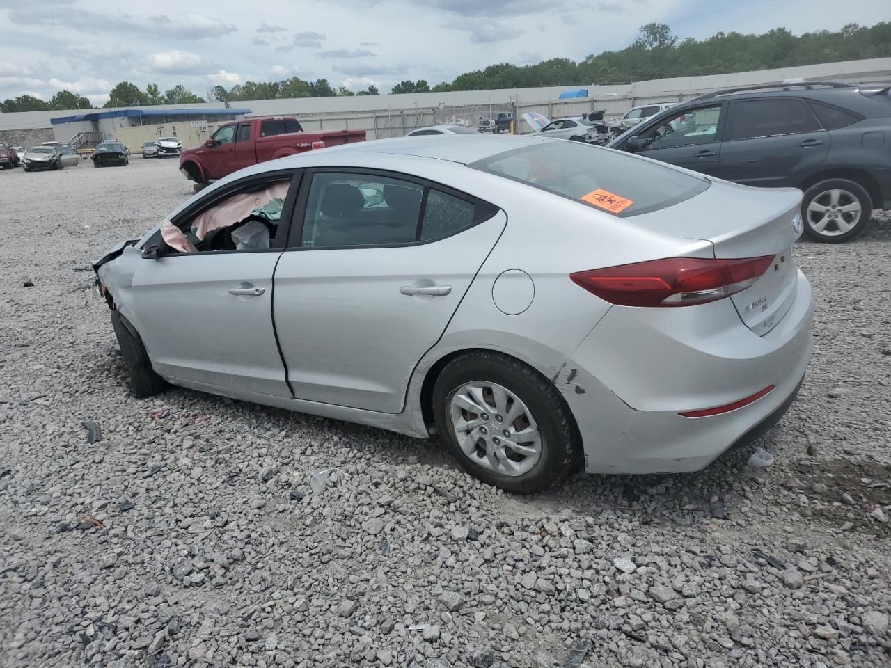 2018 HYUNDAI ELANTRA SE - Image 2