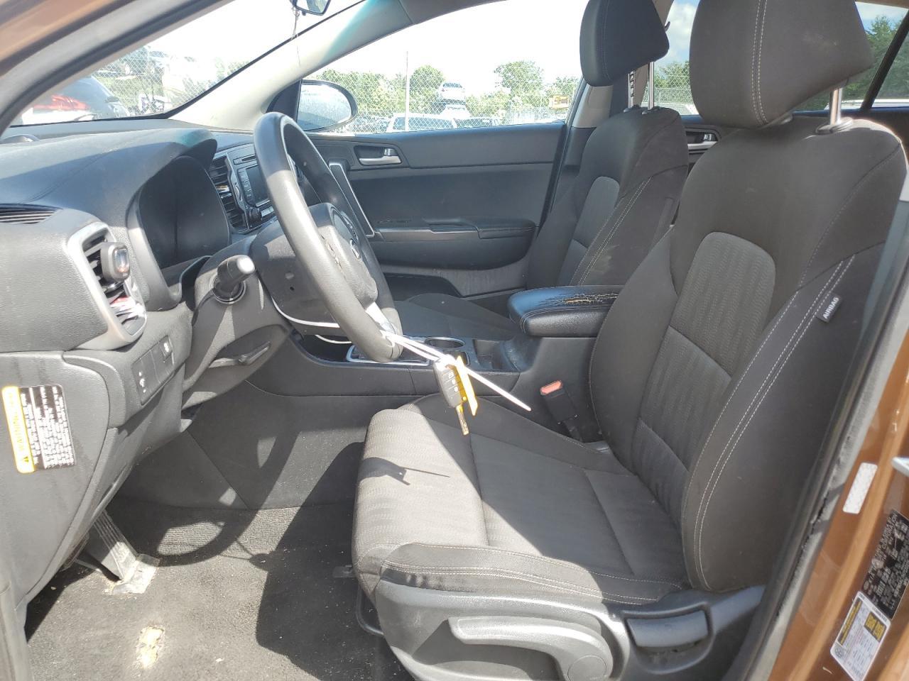 2017 KIA SPORTAGE L - Image 7