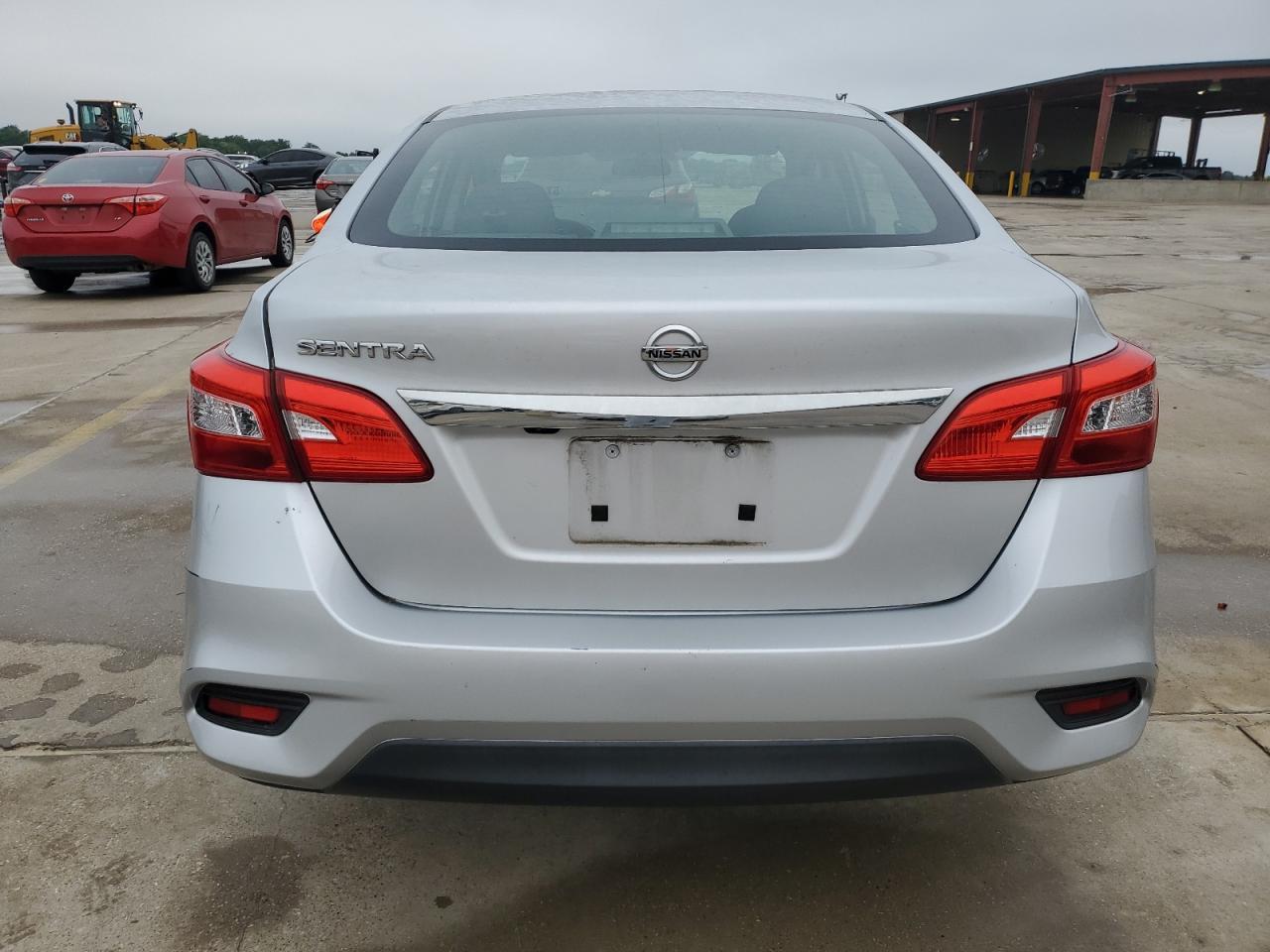 2018 NISSAN SENTRA S - Фото 6