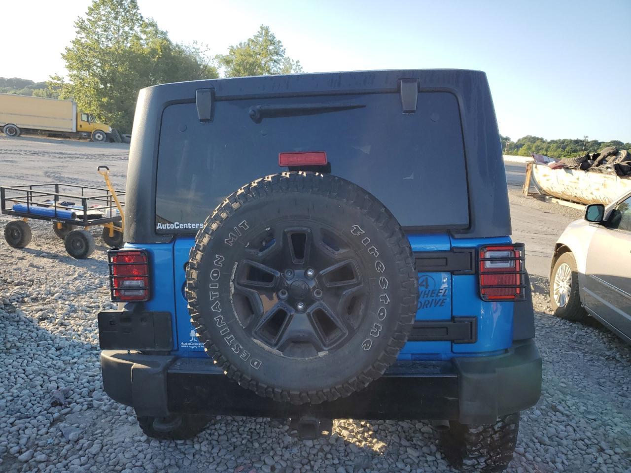 2015 JEEP WRANGLER U - Фото 6