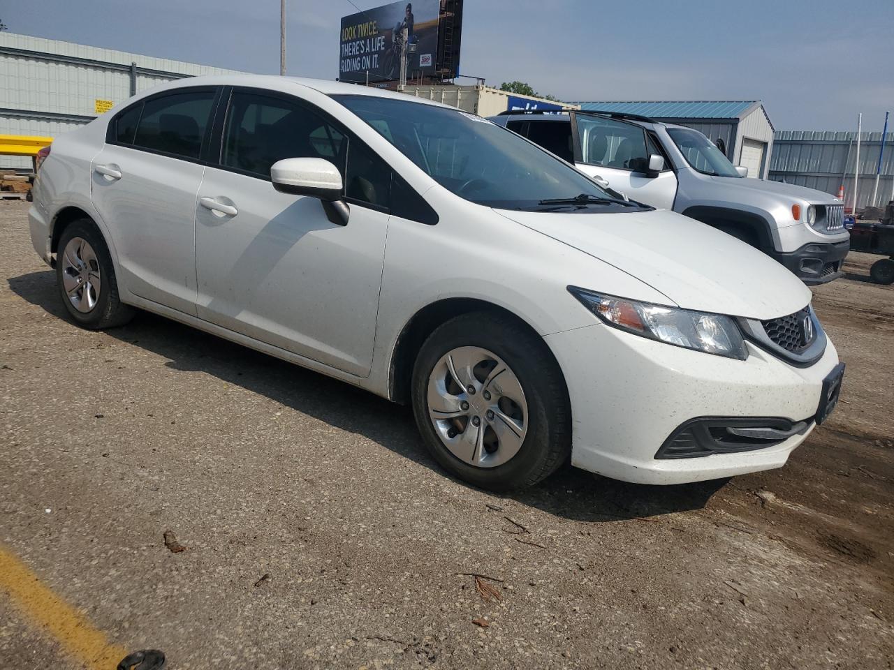 2015 HONDA CIVIC LX - Image 4
