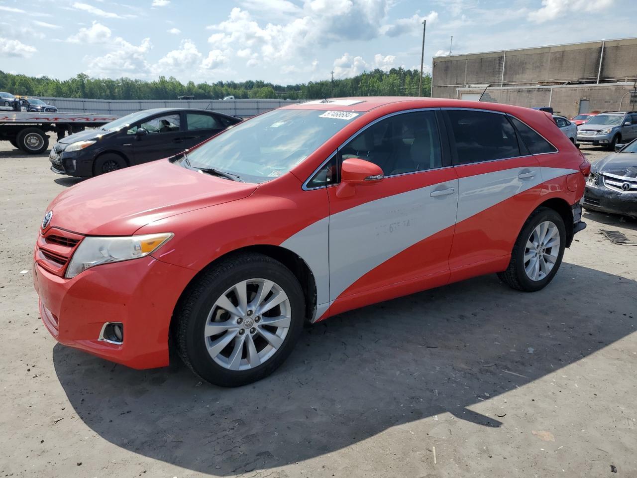 2013 TOYOTA VENZA LE car image