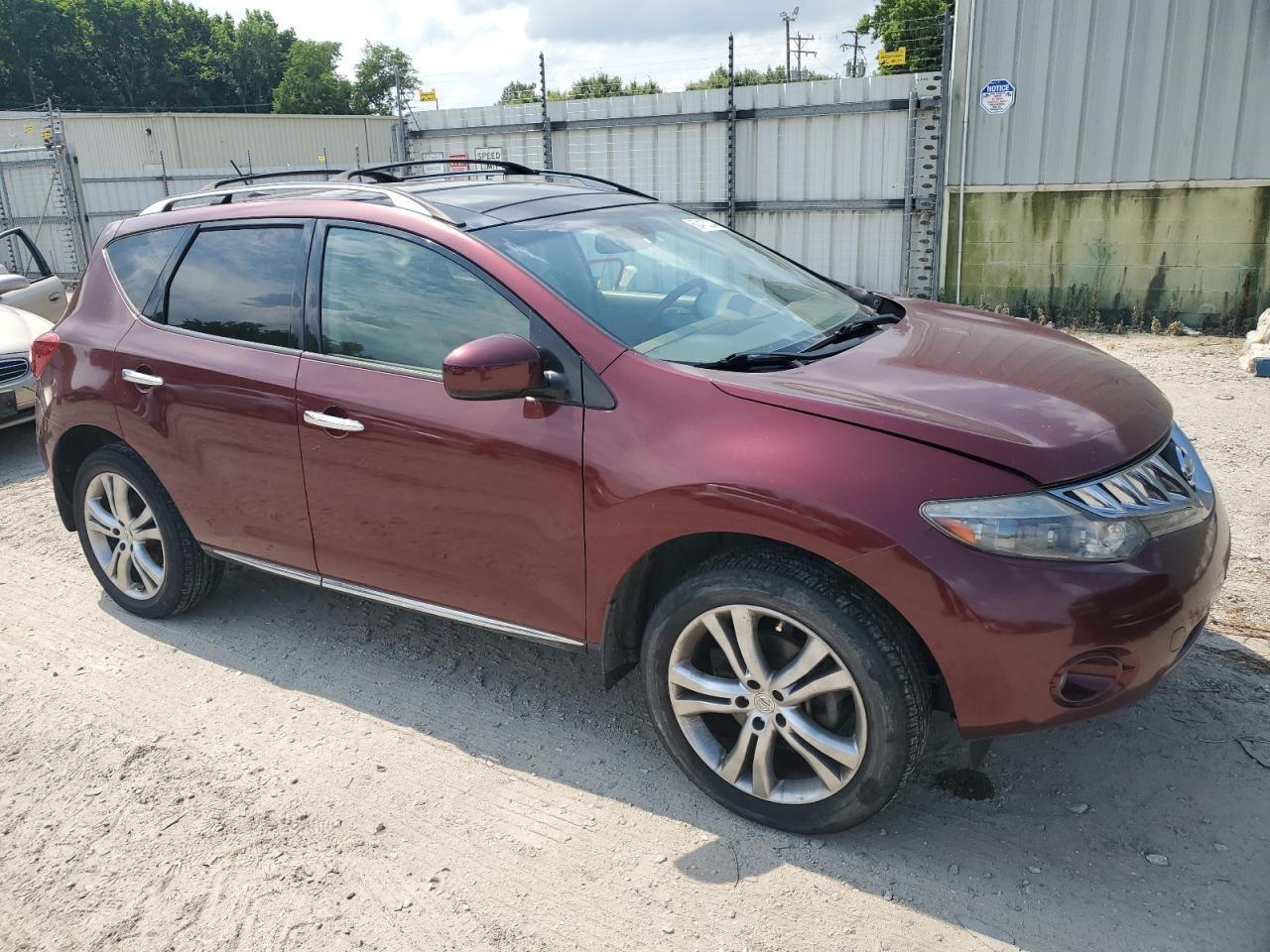 2010 NISSAN MURANO S - Image 4