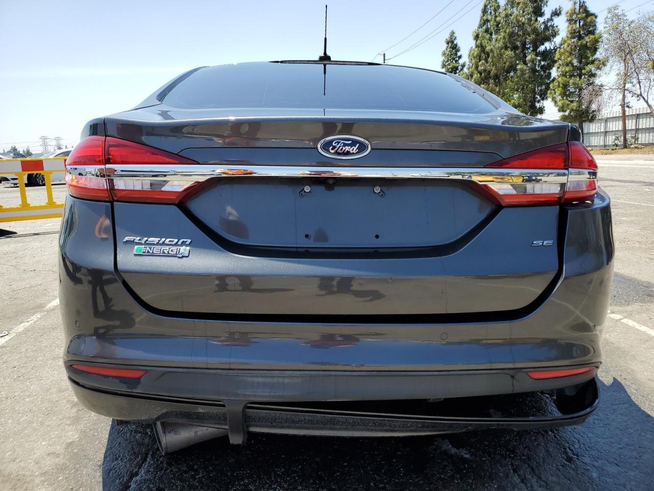 2017 FORD FUSION SE - Image 6