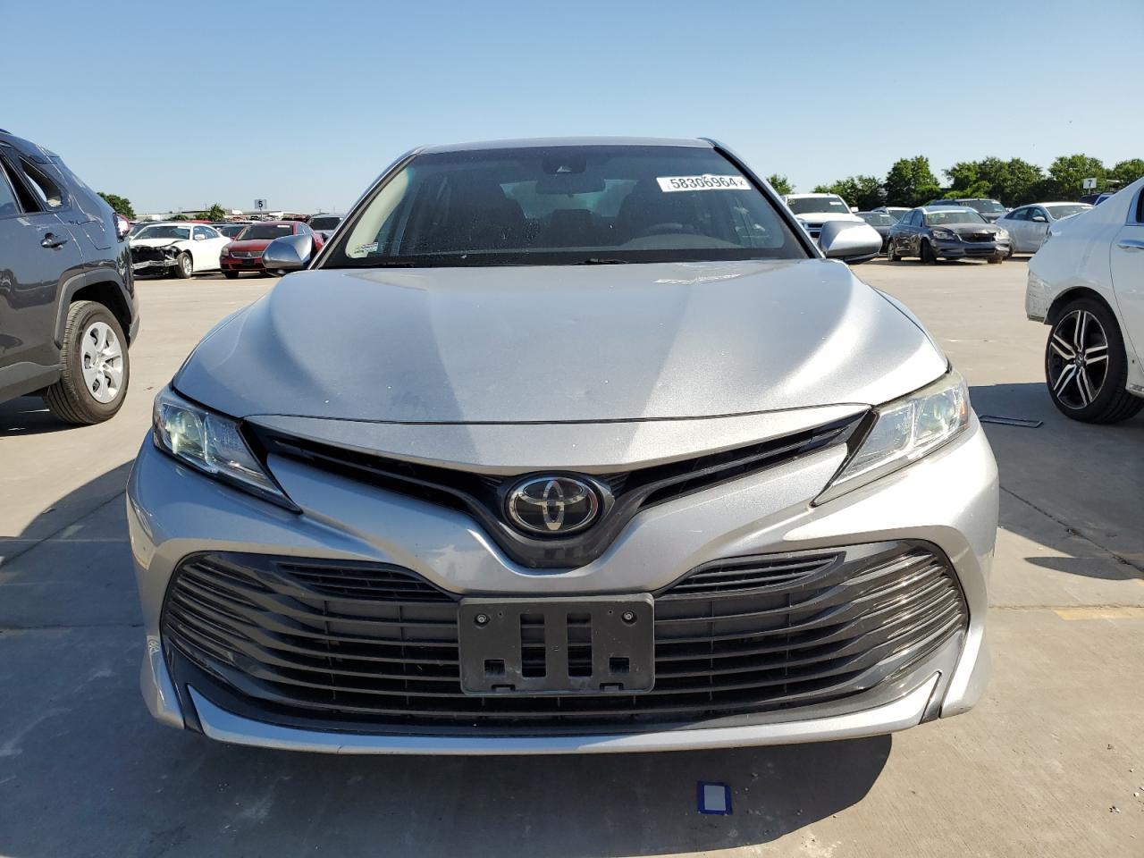 2019 TOYOTA CAMRY L - Фото 5