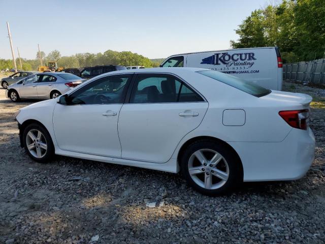 2013 Toyota Camry L - Фото 2