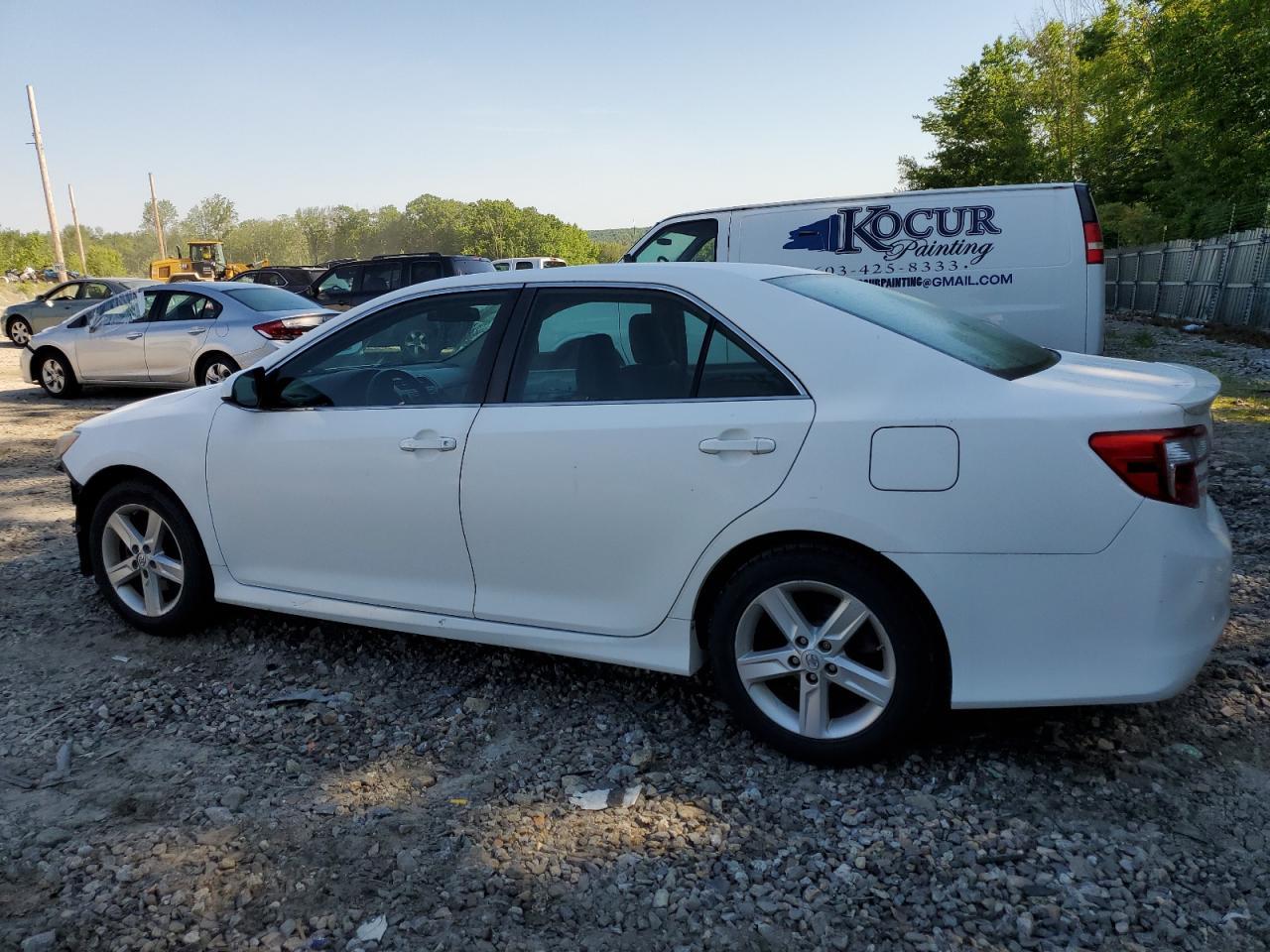 2013 TOYOTA CAMRY L - Image 2