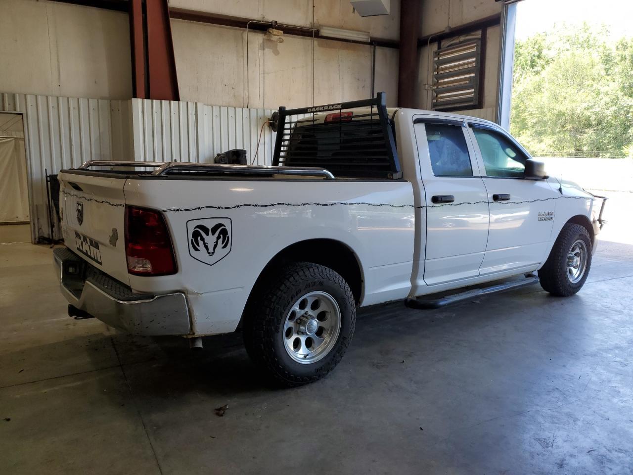 2018 RAM 1500 ST - Image 3