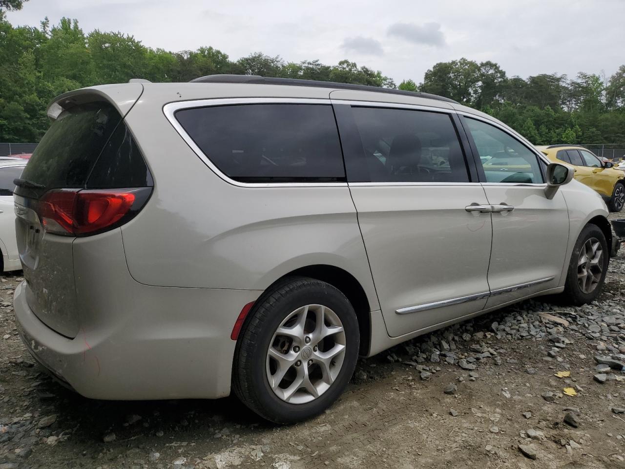 2017 CHRYSLER PACIFICA T - Image 3