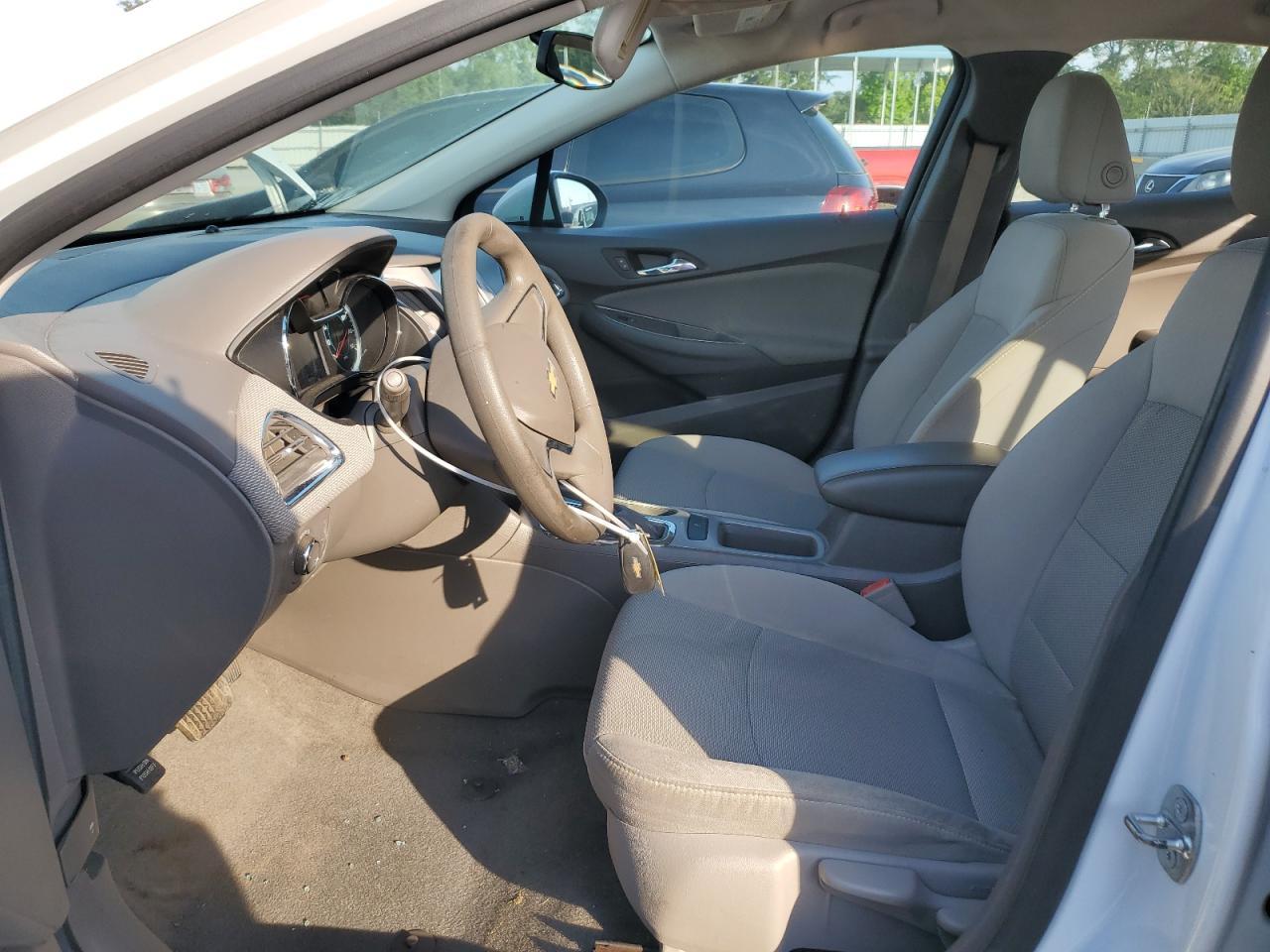2017 CHEVROLET CRUZE LS - Image 7