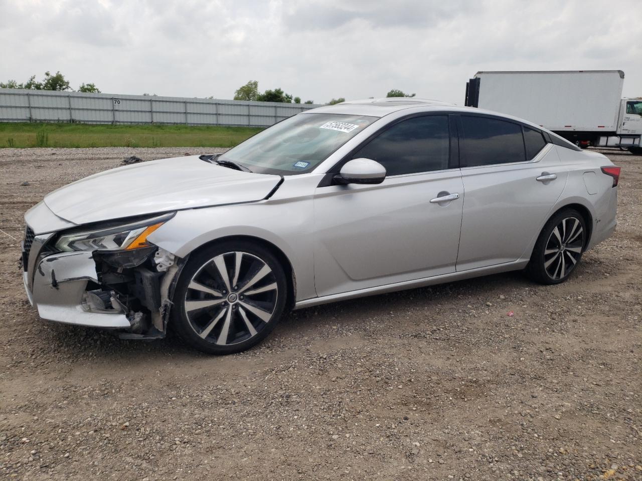 2020 NISSAN ALTIMA SL car image