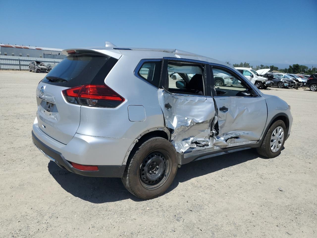 2017 NISSAN ROGUE S - Image 3