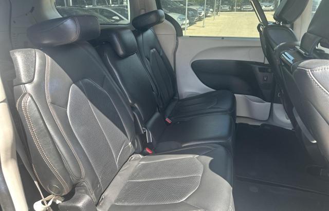 2017 Chrysler Pacifica Touring L Plus - Фото 6