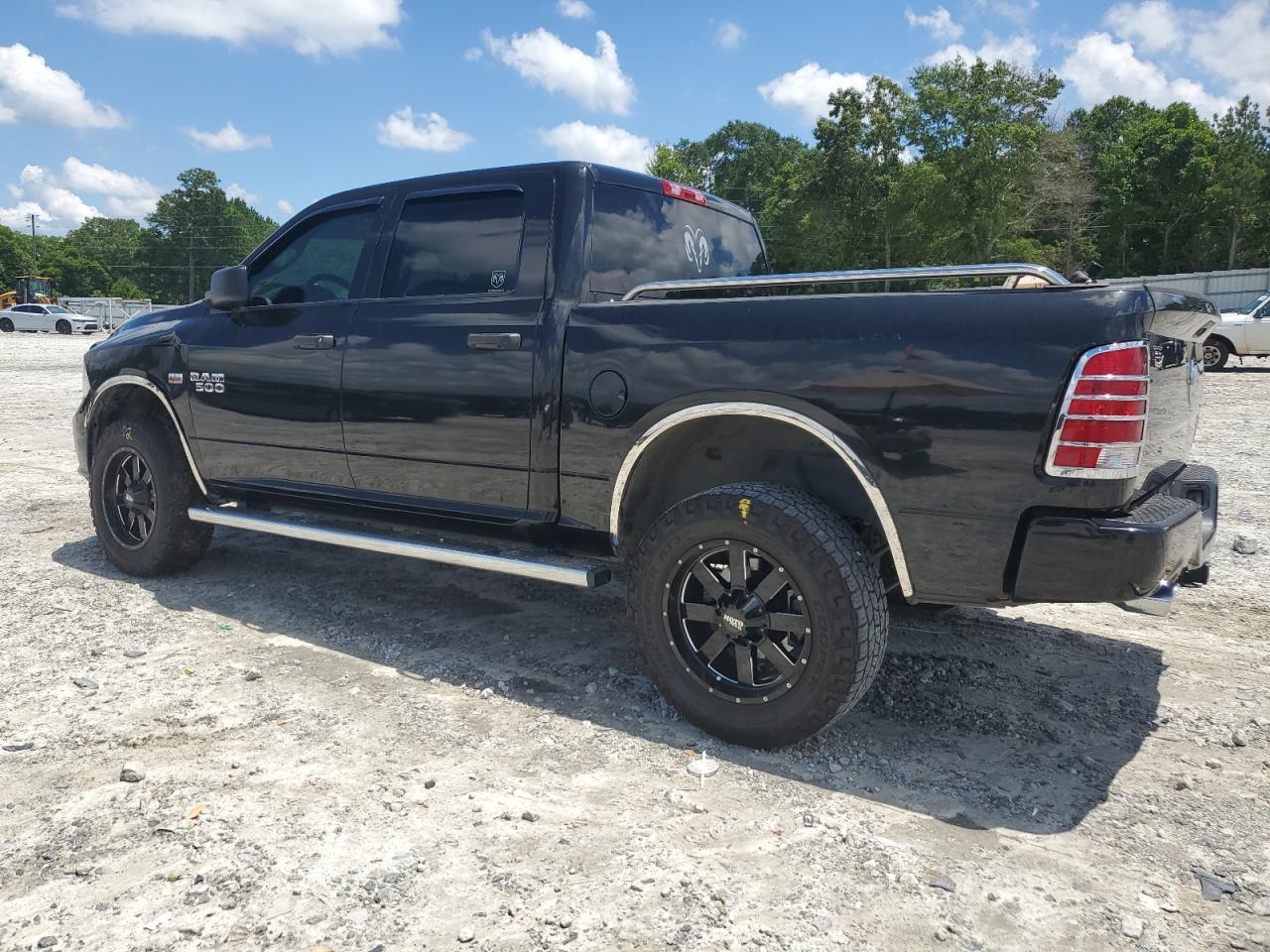 2018 RAM 1500 ST - Image 2