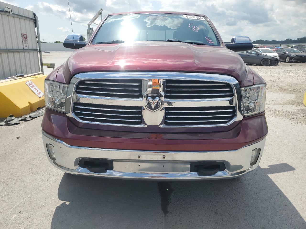 2017 RAM 1500 SLT - Image 5