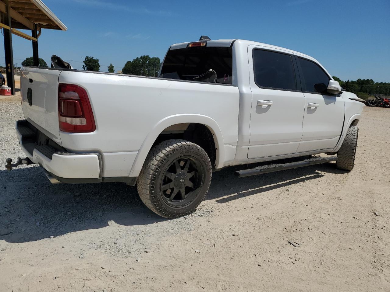 2019 RAM 1500 LARAM - Фото 3