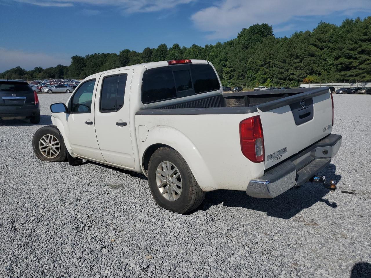 2019 NISSAN FRONTIER S - Фото 2