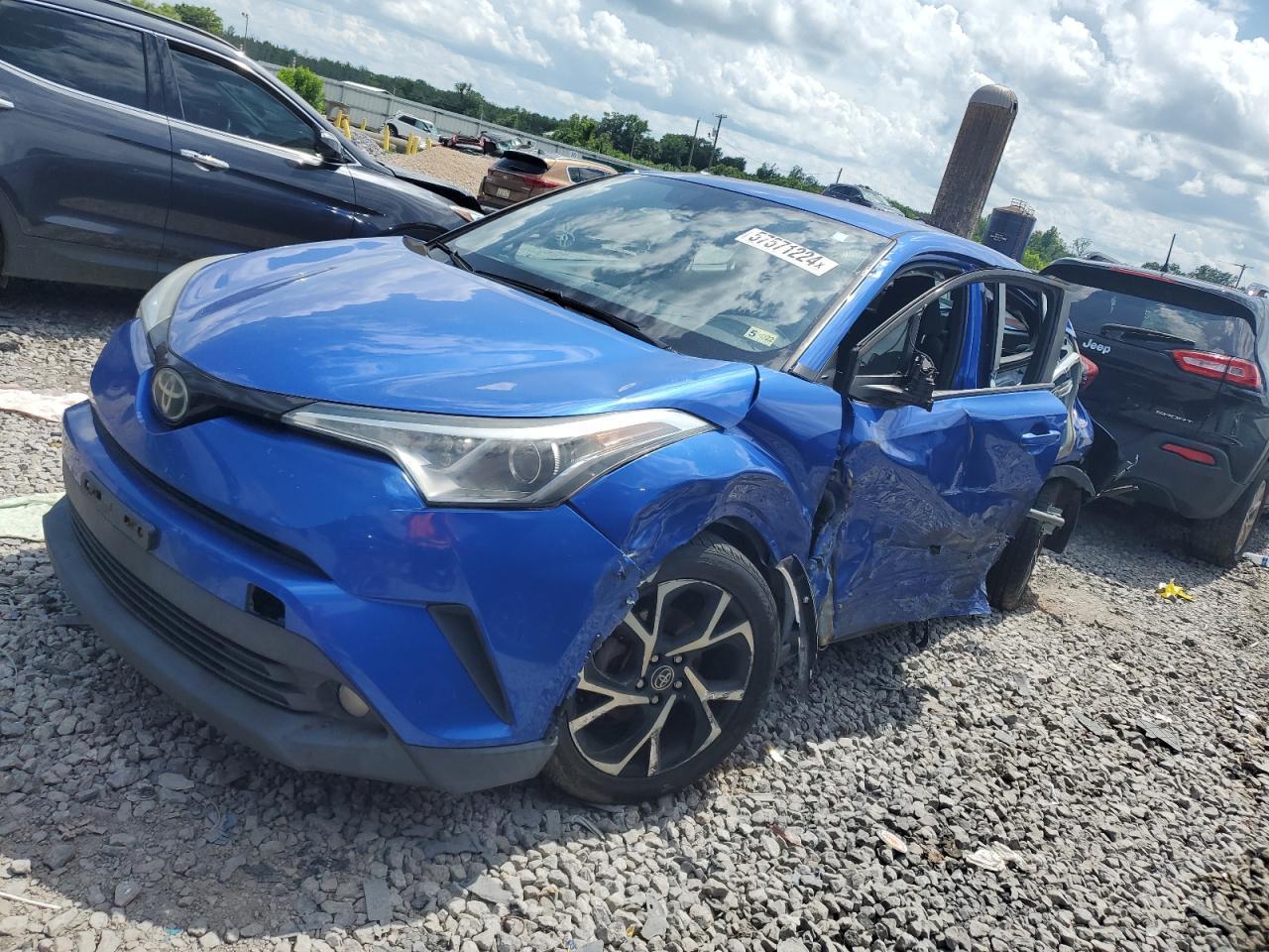 2018 TOYOTA C-HR XLE