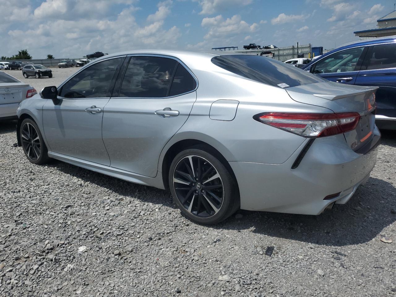 2018 TOYOTA CAMRY XSE - Image 2