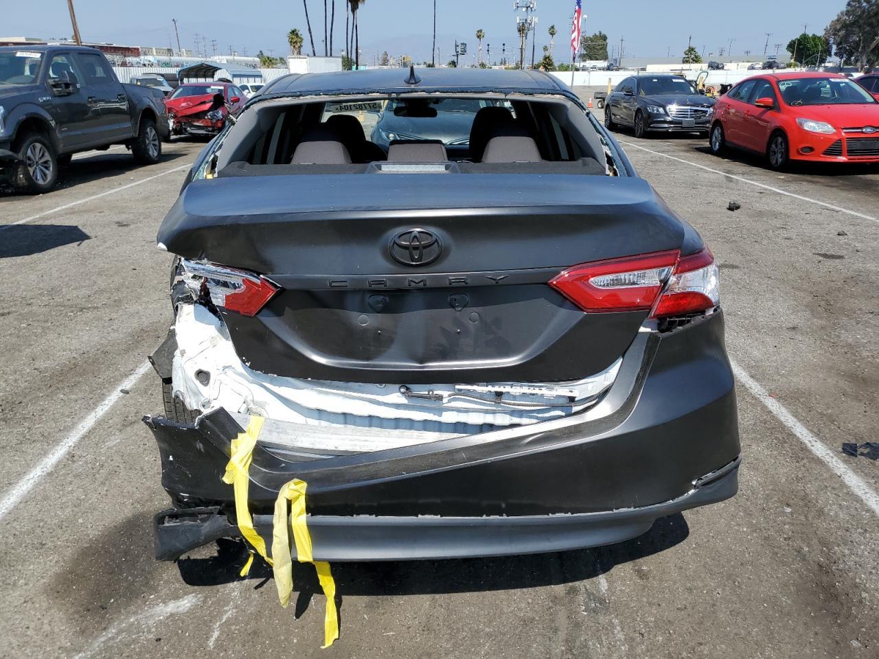 2020 TOYOTA CAMRY LE - Фото 6