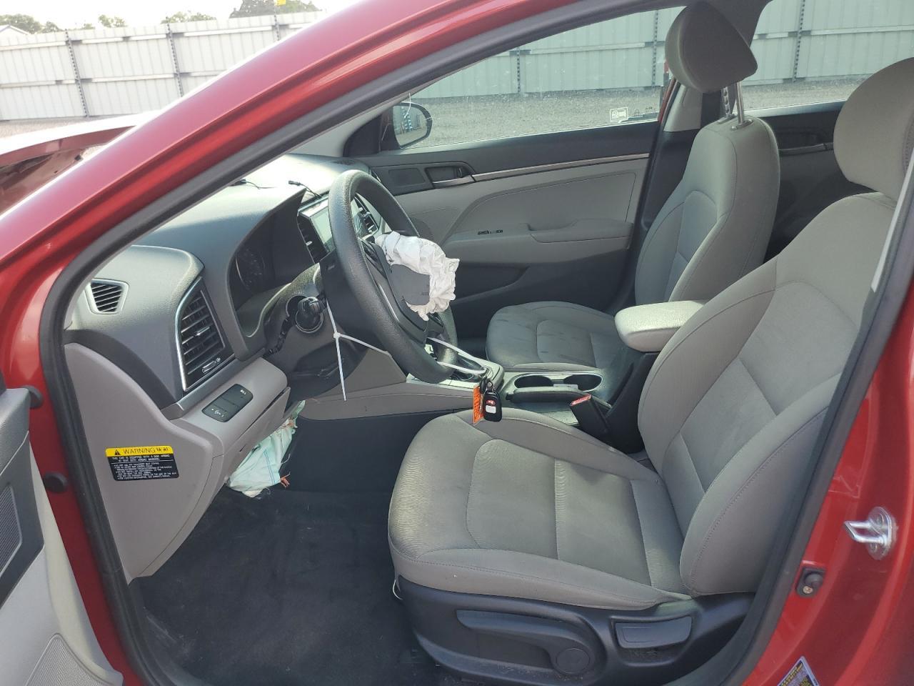 2018 HYUNDAI ELANTRA SE - Фото 7