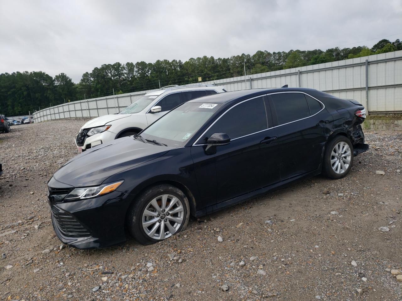 2020 TOYOTA CAMRY LE car image