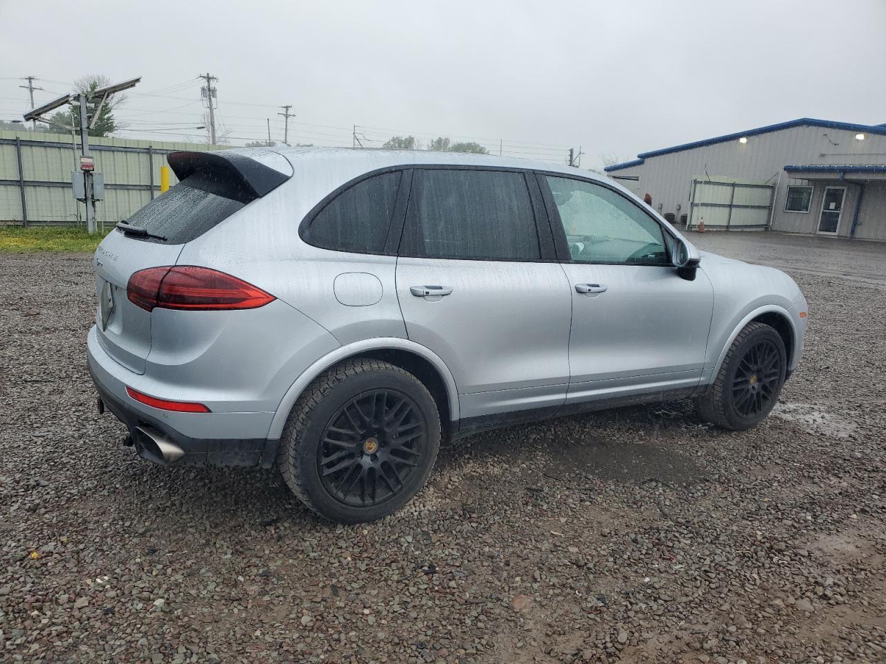 2018 PORSCHE CAYENNE - Image 3
