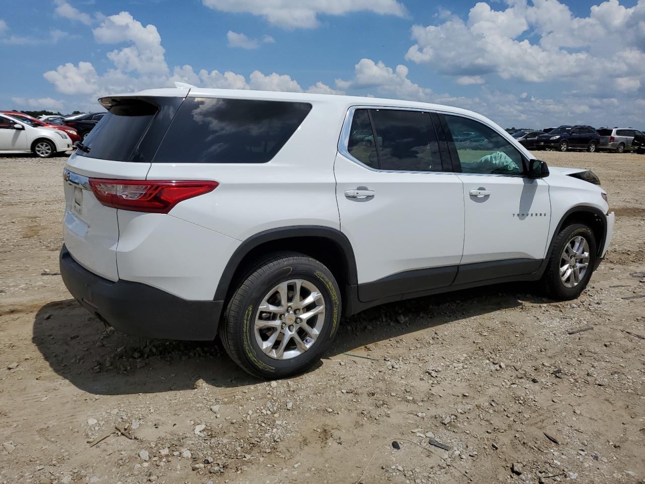 2020 CHEVROLET TRAVERSE L - Фото 3